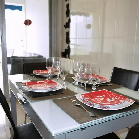 Biarritz, 2 Pieces, 4 Personnes - Fr-1-248-28