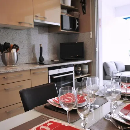 Apartment Biarritz, 2 Pieces, 4 Personnes - Fr-1-248-28 *